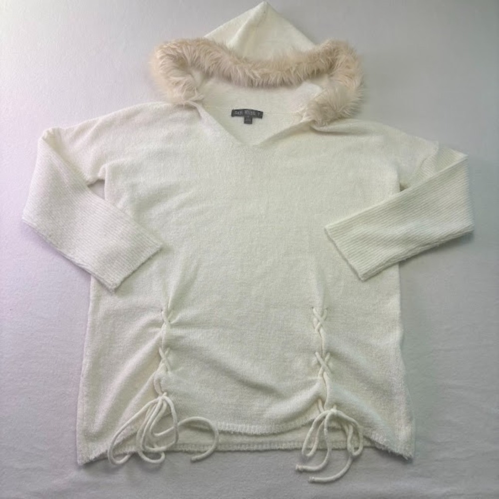 Womens Y2K Sweater Off White Faux Fur trim Lace up 3/4 Sleeves Small Soft Winter